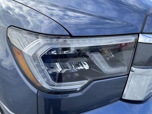 Photo 4 of 38 of 2019 Toyota Sequoia Limited
