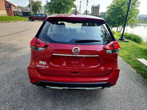 2017 Nissan Rogue S