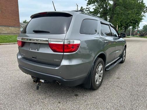 gray 2012 Dodge Durango Crew