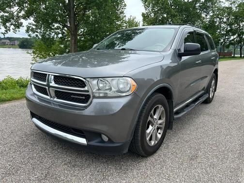 gray 2012 Dodge Durango Crew