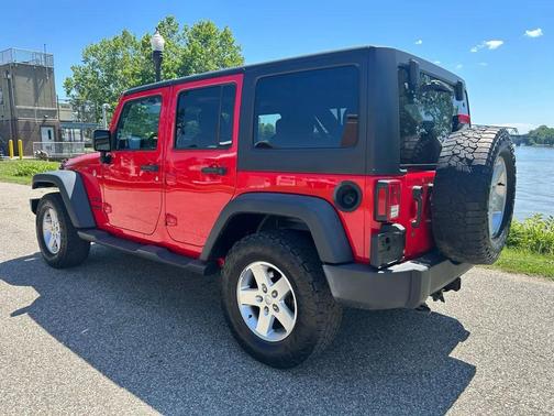 Firecracker Red Clearcoat 2016 Jeep Wrangler Unlimited Sport