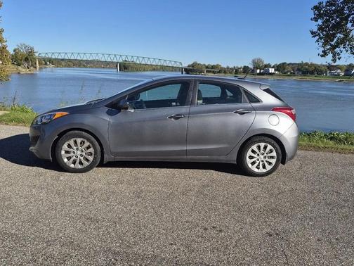 Galactic Gray 2016 Hyundai Elantra GT Base