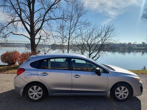 2014 Subaru Impreza 2.0i