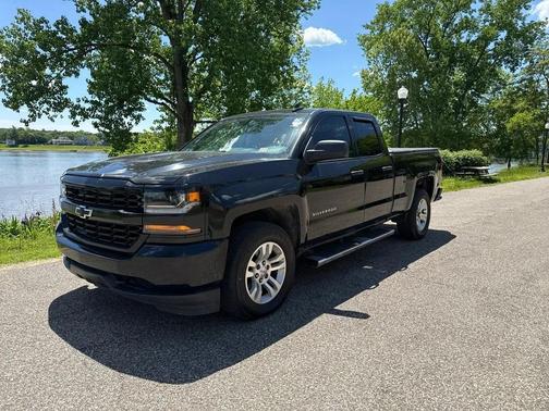Black 2017 Chevrolet Silverado 1500 Custom