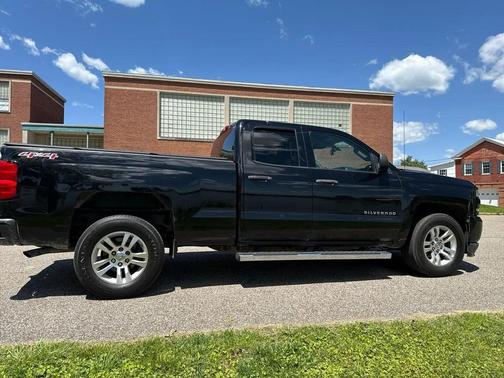 Black 2017 Chevrolet Silverado 1500 Custom