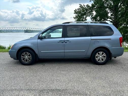 2012 Kia Sedona LX