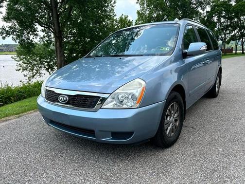 2012 Kia Sedona LX