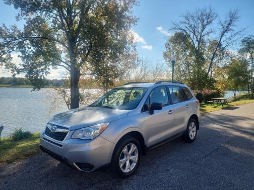 2016 Subaru Forester 2.5i