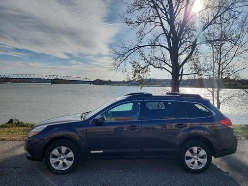 2011 Subaru Outback 2.5 i Limited