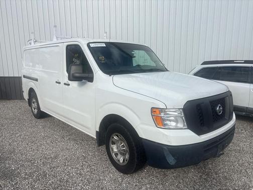 2017 Nissan NV Cargo NV2500 HD SV V6