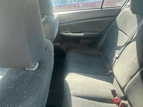 2015 Subaru Impreza 2.0i