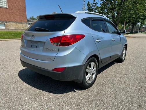 blue 2011 Hyundai TUCSON Limited