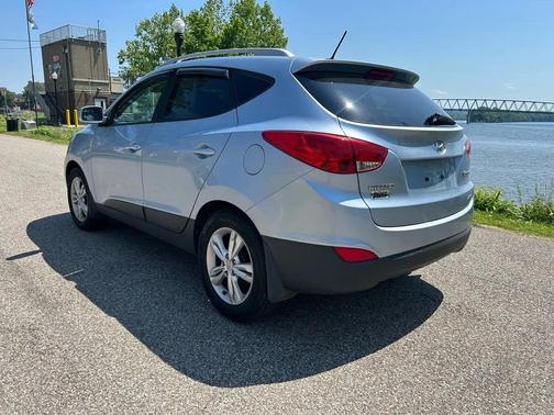blue 2011 Hyundai TUCSON Limited