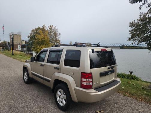 2010 Jeep Liberty Sport