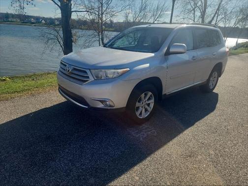2013 Toyota Highlander SE