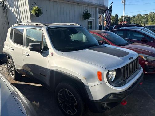 2016 Jeep Renegade Trailhawk