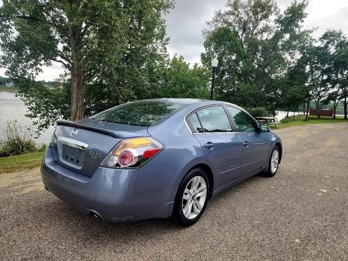 2011 Nissan Altima 3.5 SR