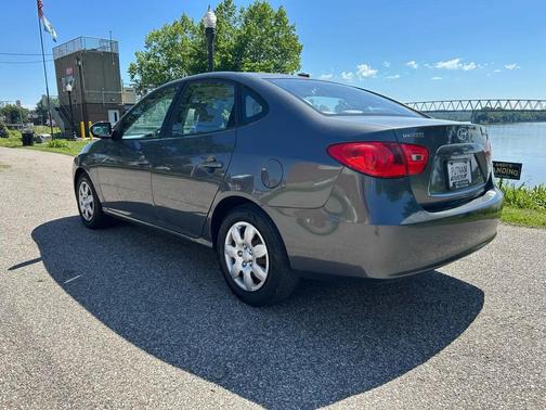 Carbon Grey Metallic 2008 Hyundai ELANTRA SE