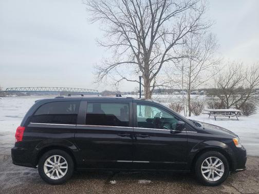 2020 Dodge Grand Caravan SXT