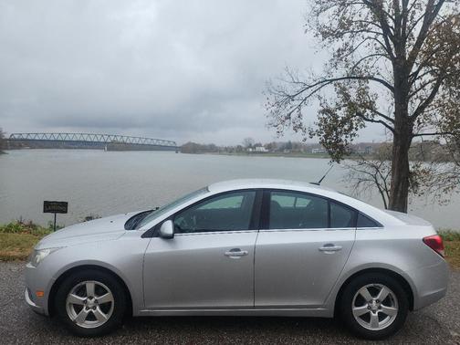 2013 Chevrolet Cruze 1LT