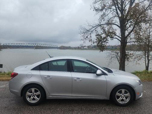 2013 Chevrolet Cruze 1LT