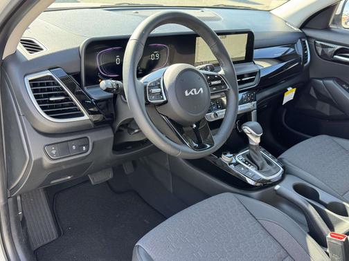 White 2026 Kia Seltos S AWD