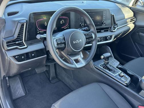 2024 Kia Sportage LX FWD