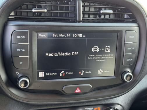 2025 Kia Soul LX FWD