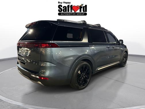 2024 Kia Carnival SX