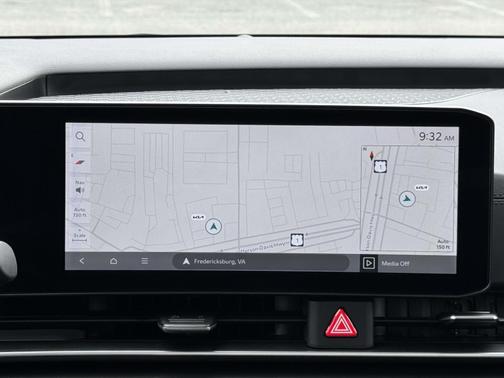 2025 Kia Carnival SX FWD