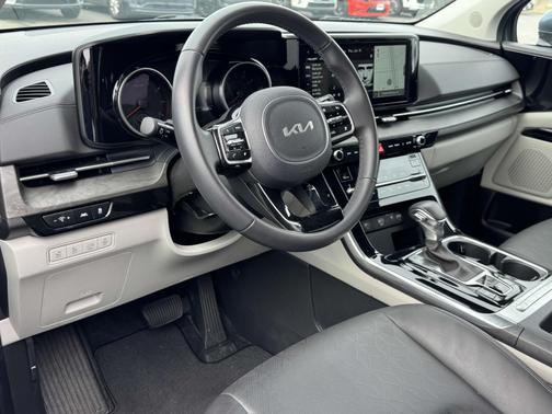 2024 Kia Carnival EX FWD