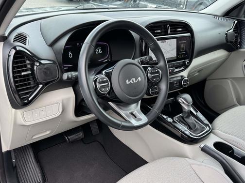 Gray 2023 Kia Soul EX IVT