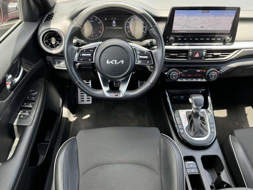 2022 Kia Forte GT-Line IVT