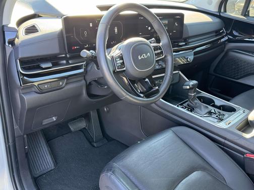 2025 Kia Carnival SX Prestige FWD