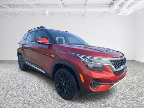 2023 Kia Seltos Nightfall