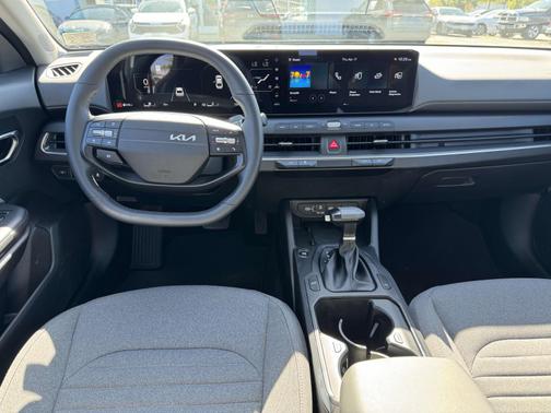2025 Kia K4 EX FWD