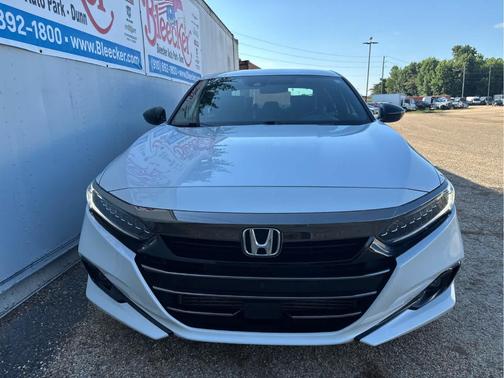 White 2022 Honda Accord Sport 1.5T