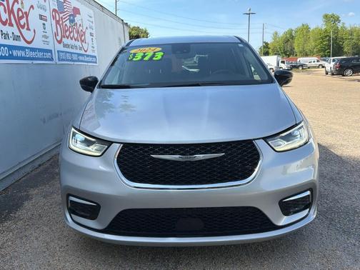 Silver 2024 Chrysler Pacifica Touring-L