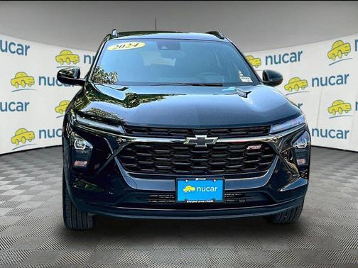 Mosaic Black Metallic 2024 Chevrolet Trax FWD 2RS