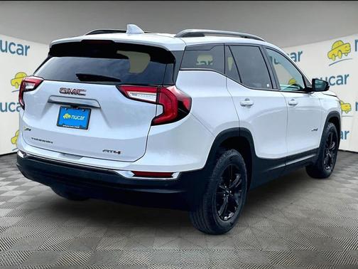 2022 GMC Terrain AWD AT4