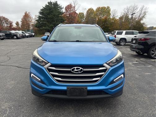 2017 Hyundai TUCSON SE Plus