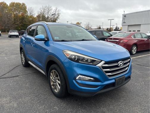 2017 Hyundai TUCSON SE Plus