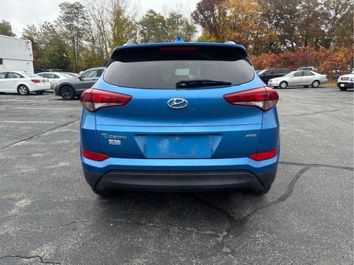 2017 Hyundai TUCSON SE Plus