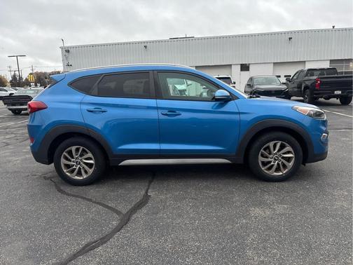 2017 Hyundai TUCSON SE Plus