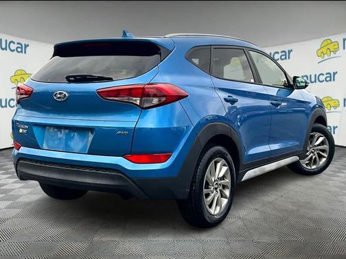 2017 Hyundai TUCSON SE Plus