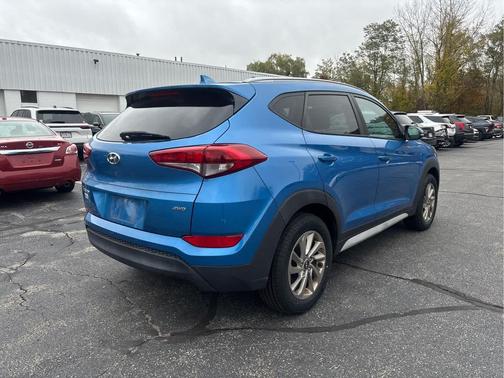 2017 Hyundai TUCSON SE Plus