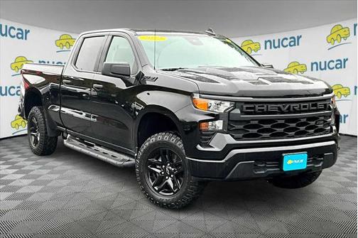 2022 Chevrolet Silverado 1500 Custom Trail Boss