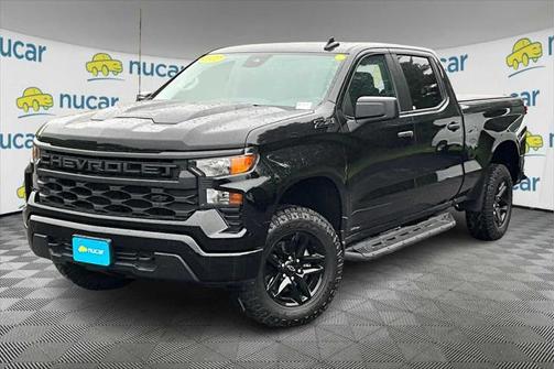 2022 Chevrolet Silverado 1500 Custom Trail Boss