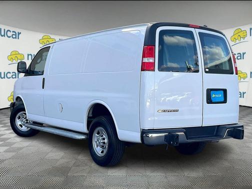 2024 Chevrolet Express 2500 RWD 2500 Regular Wheelbase WT