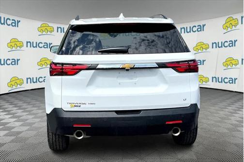 2022 Chevrolet Traverse LT Cloth